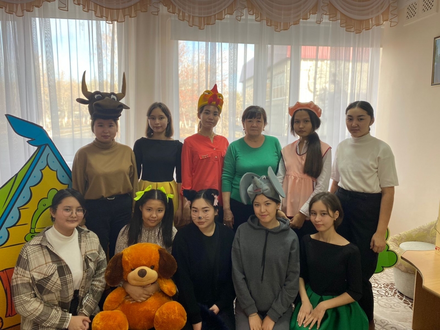 Мектепке дейінгі тәрбие және оқыту мамандығы апталығының шығармашылық іс-әрекеті-кәсіби шыңдалу сатысы