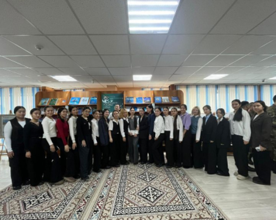 &laquo;Тәуелсіздік тұғыры: тарих, тұлға, тағылым&raquo; атты кітап көрмесі &mdash; Қазақстан тарихы мен тәуелсіздігіне тағзым