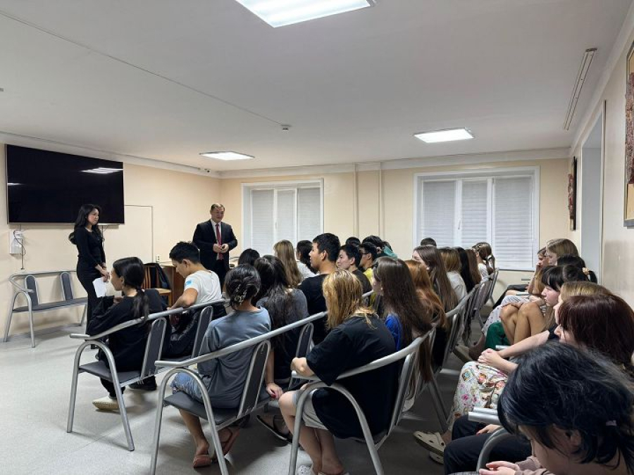 Интернет пен әлеуметтік желілердегі жеке шекараларды қорғау