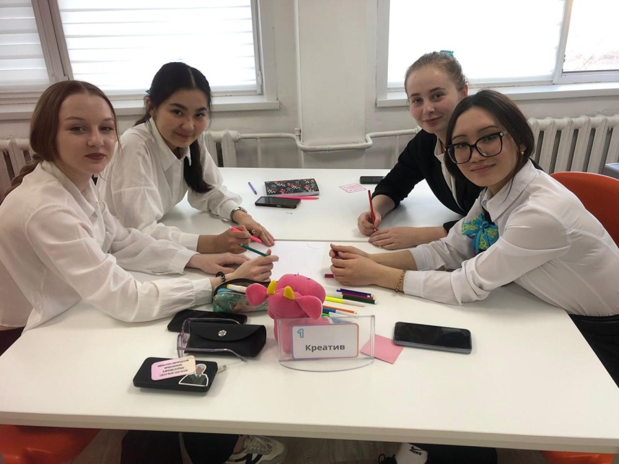 Кураторлық сағат: шексіз шығармашылық, шығармашылық арқылы шабыт