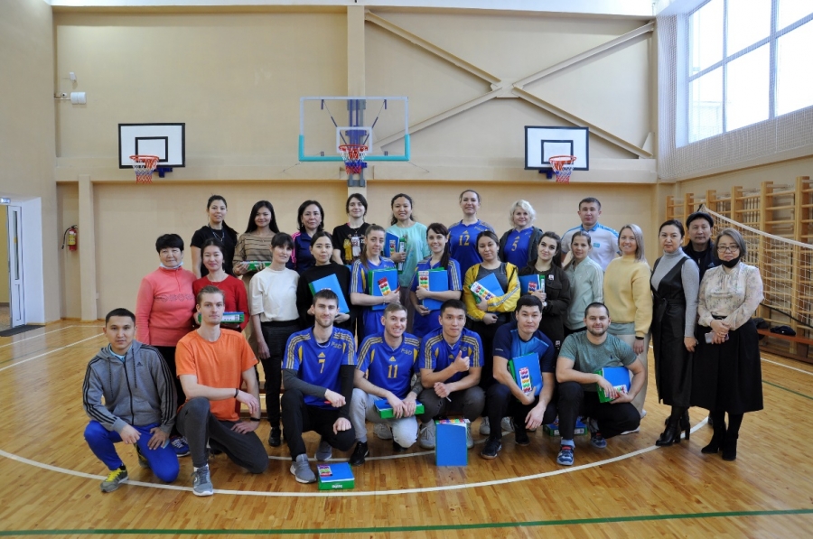 Әлеуметтік әріптестік басқа форматта.