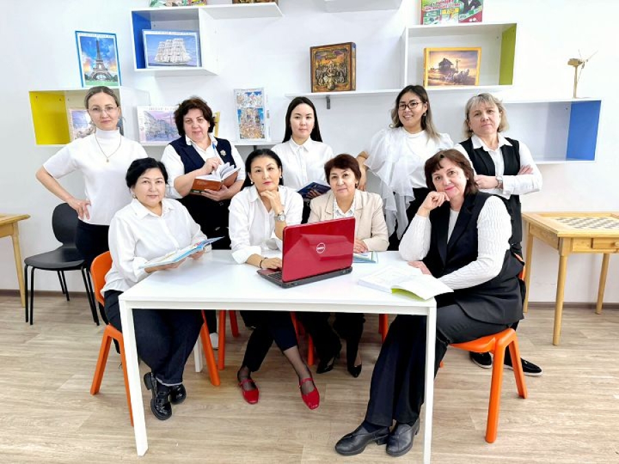 Құжыра отырыстары: Оқыту мен зерттеу арасындағы көпір