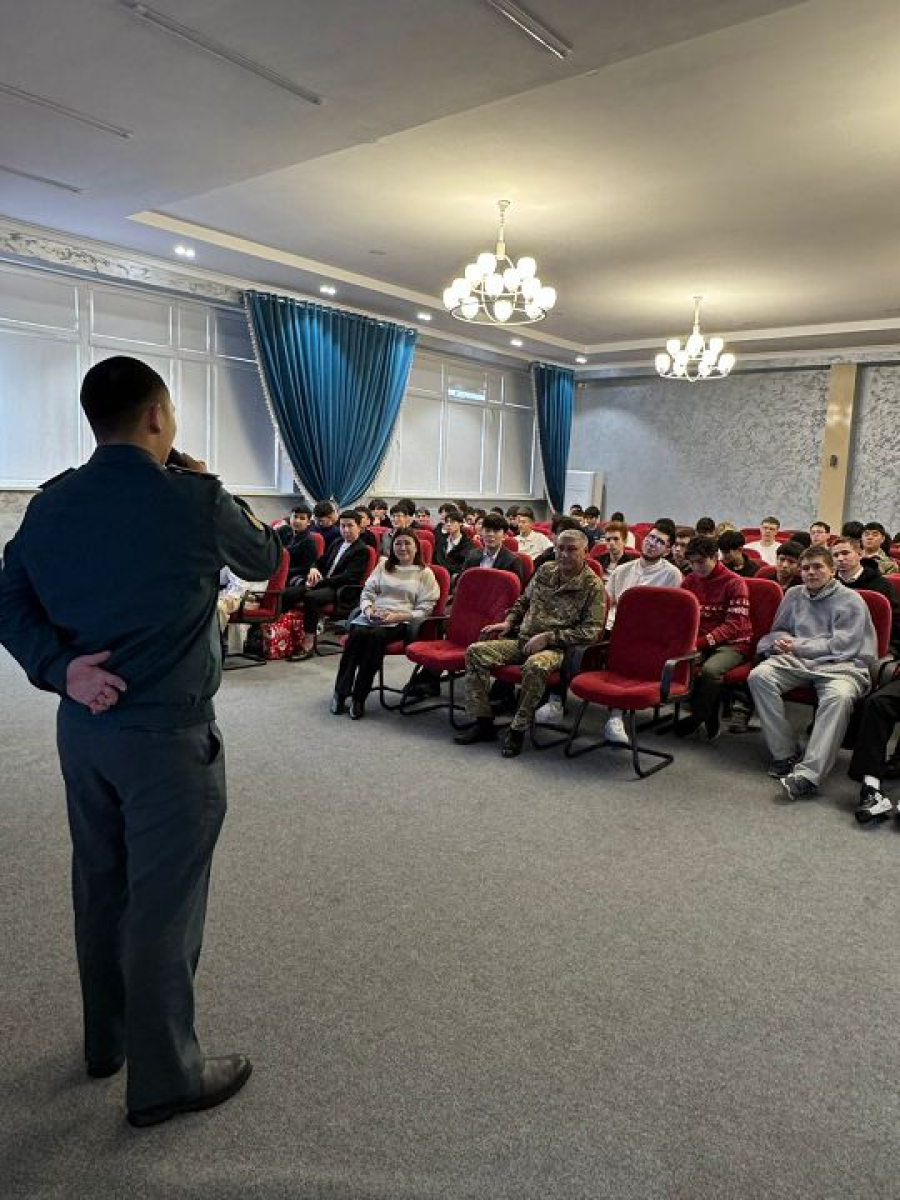 Әскери комиссариат өкілдерімен кездесу