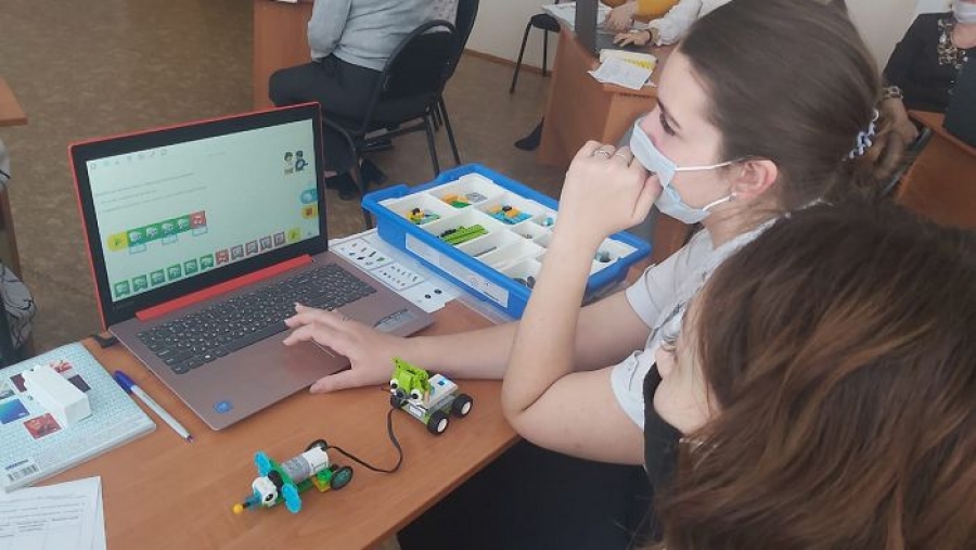 Лего-конструирование и образовательная робототехника